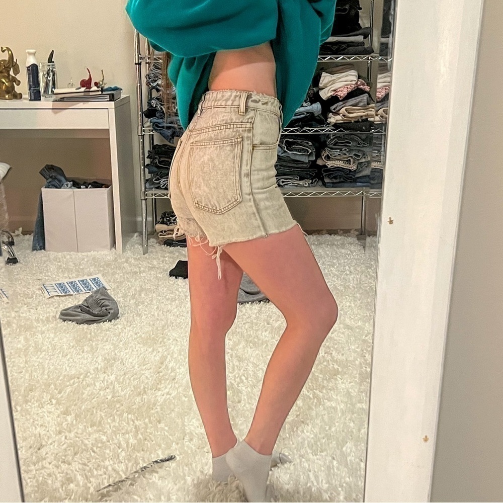 Vintage 90’s Jeanjer Denim Shorts - Picture 7 of 8
